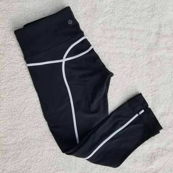 lululemon athletica Pants - LULULEMON ATLÉTICA capris